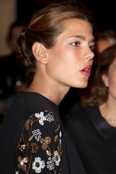 Charlotte Casiraghi Charlotte Casiraghi global celebrities Soompi Forums