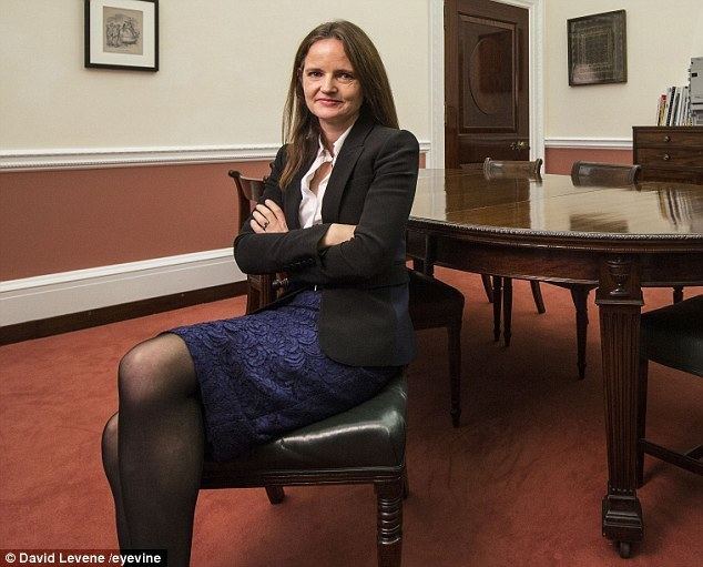 Charlotte Hogg Bank chief pocketed 1m before revealing family ties Daily Mail Online