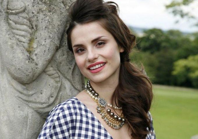 Charlotte Riley Tom Hardy39s Fiance Nabs CoStarring Role In Doug Liman39s