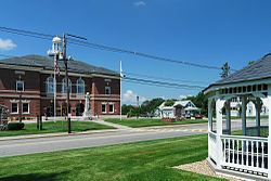 Charlton, Massachusetts httpsuploadwikimediaorgwikipediacommonsthu