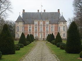 Chateau de Leveville httpsuploadwikimediaorgwikipediacommonsthu
