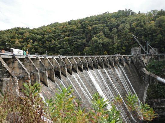 Chatuge Dam httpsmediacdntripadvisorcommediaphotos04