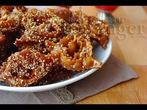 Chebakia Recette de chebakia gteaux au miel Moroccan Sesame Cookies with