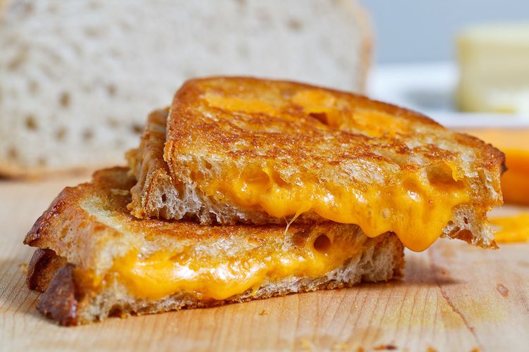 Cheese sandwich How to Make The Perfect Grilled Cheese Sandwich on Closet Cooking
