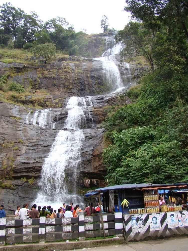 Cheeyappara Cheeyappara Waterfalls Munnar How to Reach Cheeyappara Valara