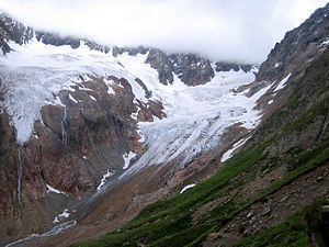 Chelen Glacier httpsuploadwikimediaorgwikipediacommonsthu