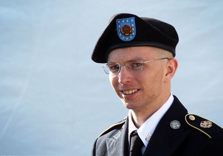 Chelsea Manning Report The US military just approved hormone therapy for