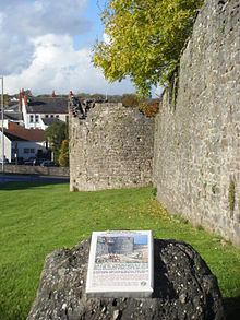 Chepstow Port Wall httpsuploadwikimediaorgwikipediacommonsthu