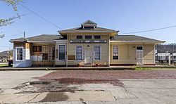Chesapeake and Ohio Depot (St. Albans, West Virginia) httpsuploadwikimediaorgwikipediacommonsthu