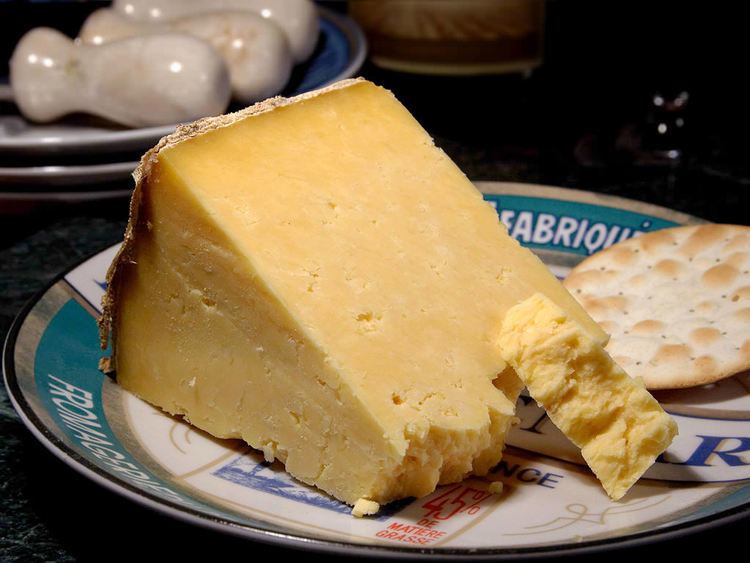 Cheshire cheese httpsuploadwikimediaorgwikipediacommons44