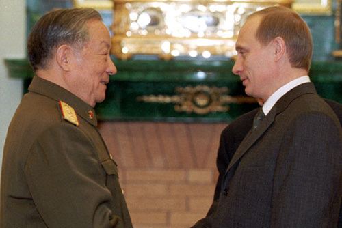 Chi Haotian FileVladimir Putin with General Chi Haotian1jpg Wikimedia Commons