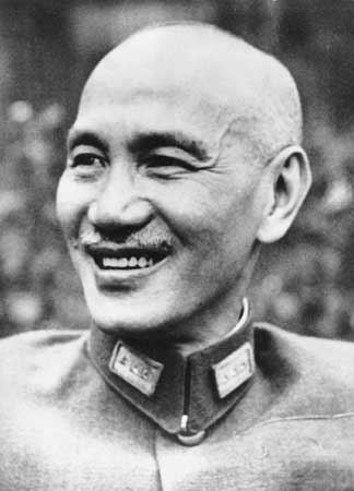 Chiang Kai-shek media2webbritannicacomebmedia3878738004E