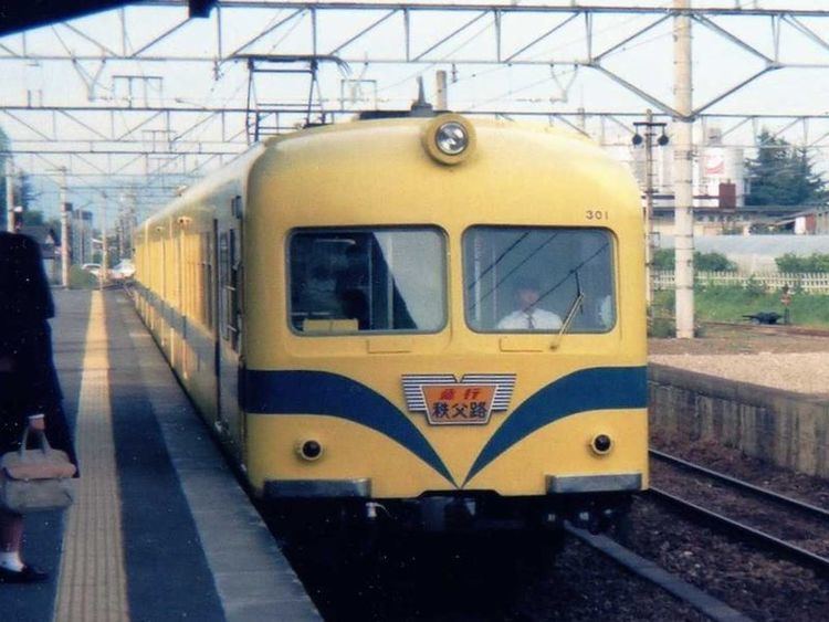 Chichibu Railway 300 series