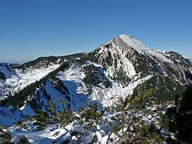 Chiemgau Alps httpsuploadwikimediaorgwikipediacommonsthu