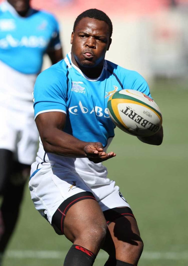 Chiliboy Ralepelle Springbok hooker Chiliboy Ralepelle looks to spin the ball