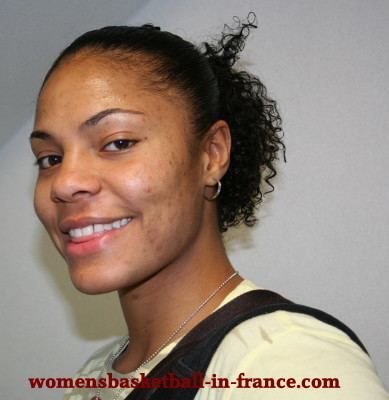 Chioma Nnamaka wwwwomensbasketballinfrancecomimagesChiomaNn