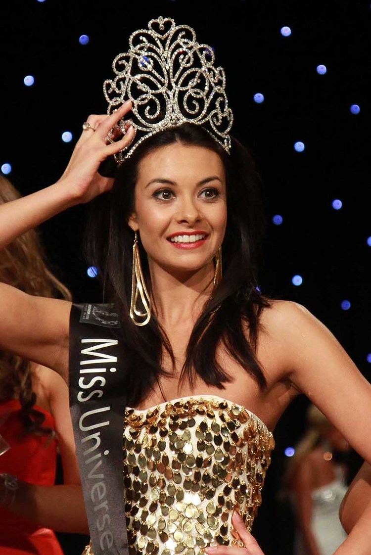 Chloe-Beth Morgan ChloeBeth Morgan wins Miss Intercontinental Wales 2013
