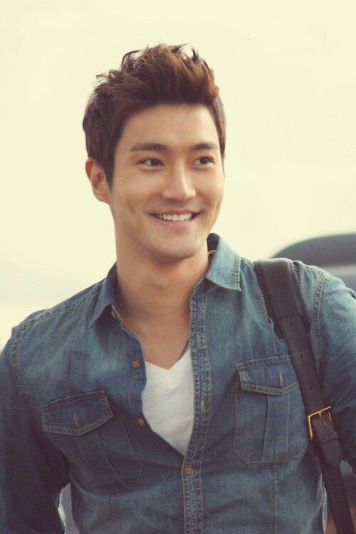 Choi Si-won 1000 ideas about Choi Siwon on Pinterest Super junior Yesung and