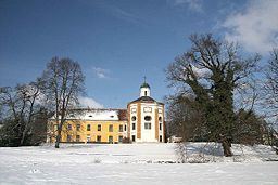 Choltice (Pardubice District) httpsuploadwikimediaorgwikipediacommonsthu