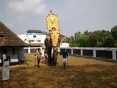 Choorakkottukavu Bhagavathy Temple httpsuploadwikimediaorgwikipediacommonsthu