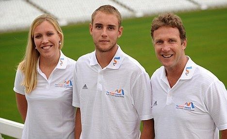 ExAshes star Chris Broad tells how he met his new love just four