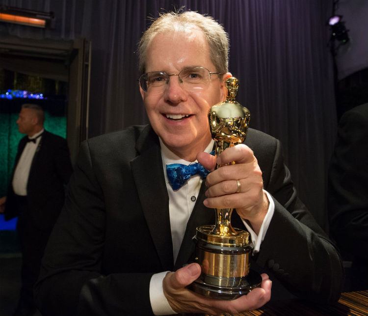 Chris Buck Disney39s Frozen Wins Academy Award for Animated Feature
