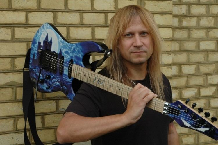 Chris Caffery SAVATAGE guitarist CHRIS CAFFERY reveals title for new