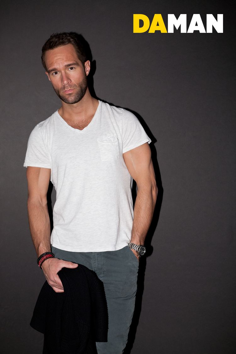 Chris Diamantopoulos Exclusive Feature Chris Diamantopoulos DA MAN Magazine