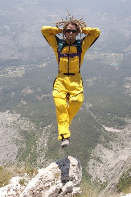 Chris “Douggs” McDougall Learn to BASE jump Book your BASEjumping course with Chris 39Douggs