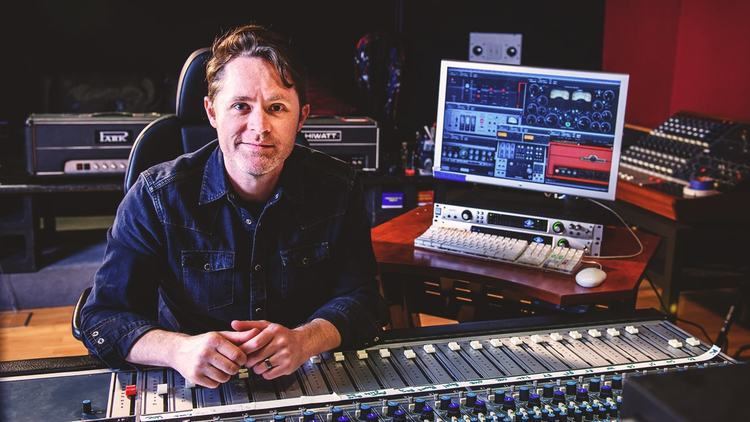 Chris Dugan Green Day Engineer Chris Dugan Tracks with Apollo Expanded Software