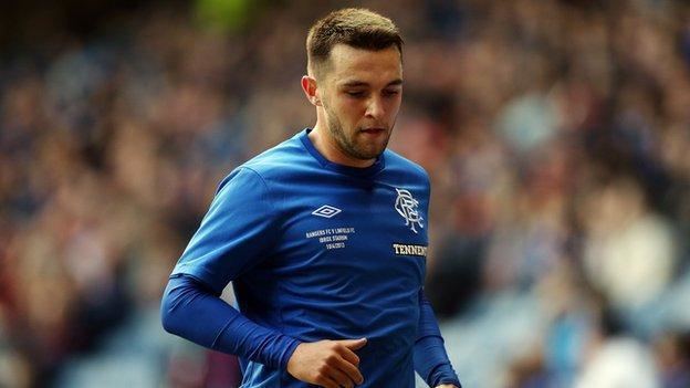 Chris Hegarty Defender Chris Hegarty joins Linfield on twoyear deal BBC Sport