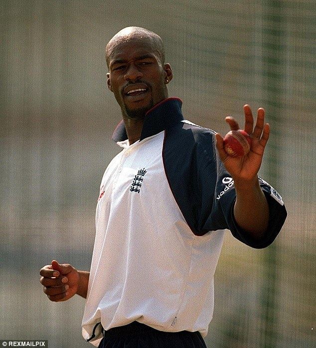 Chris Lewis (cricketer) Former England cricketer Chris Lewis admits 39wrong choices