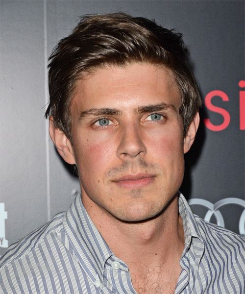 Chris Lowell Chris Lowell Hairstyles Celebrity Hairstyles by