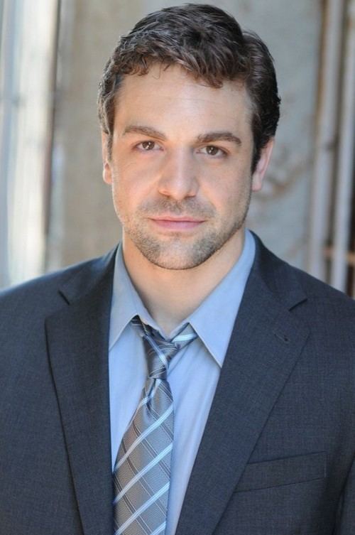 Chris McKenna (actor) The Young and the Restless Hires Chris McKenna To Replace