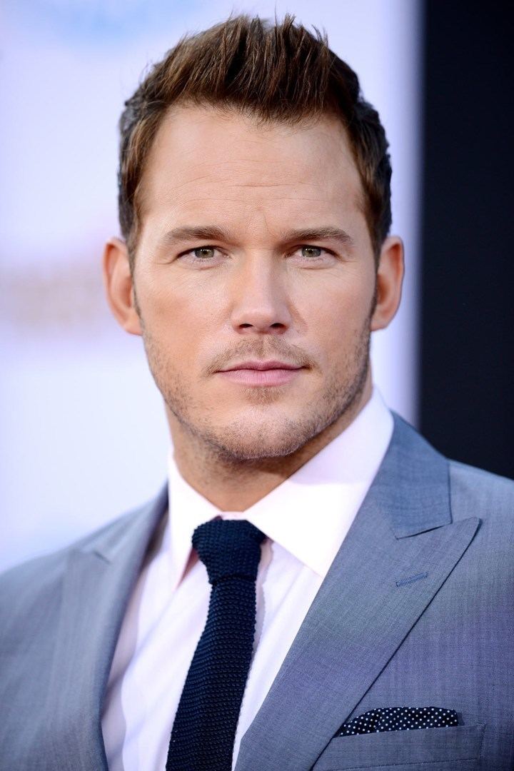 Chris Pratt Chris Pratt french braid video Chris Pratt Instagram