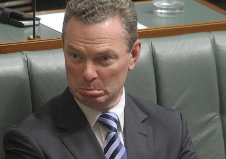 Chris Pyne Pyne determined to continue fight on unis Echonetdaily