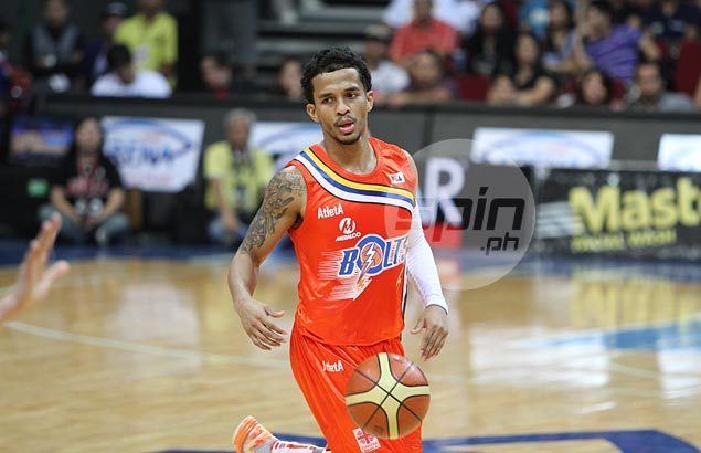 Chris Ross Cut the referees some slack pleads Bolts39 Ross PBA