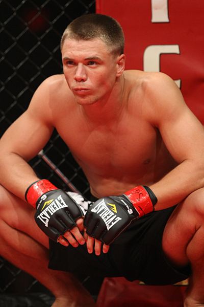 Chris Wade (fighter) UFC 177 Cain Carrizosa Versus Chris Wade Late Addition