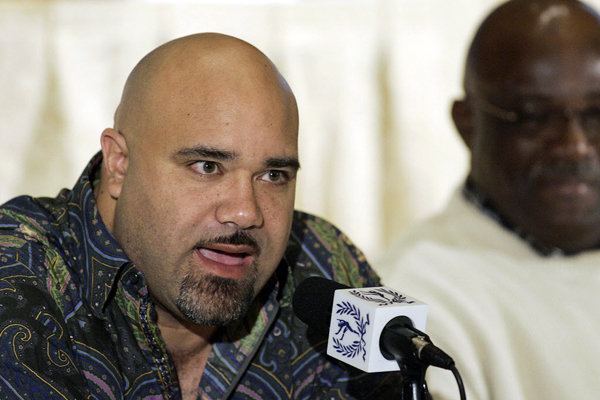 Chris Zorich Chris Zorich exChicago Bear faces tax charges