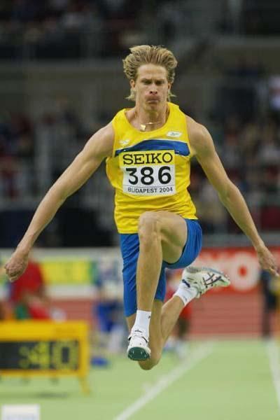 Christian Olsson Olsson and Russian relay girls add to World record tally