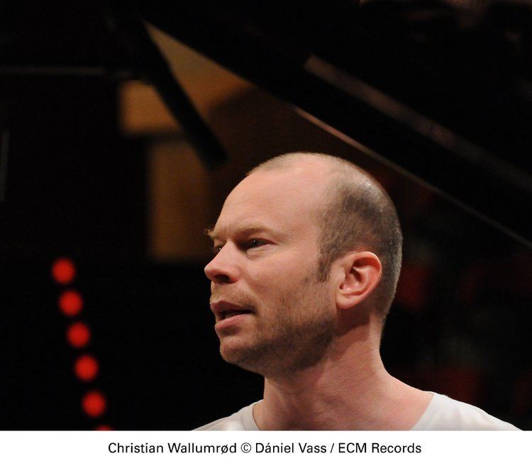Christian Wallumrød Christian Wallumrd between sound and space ECM Records and Beyond