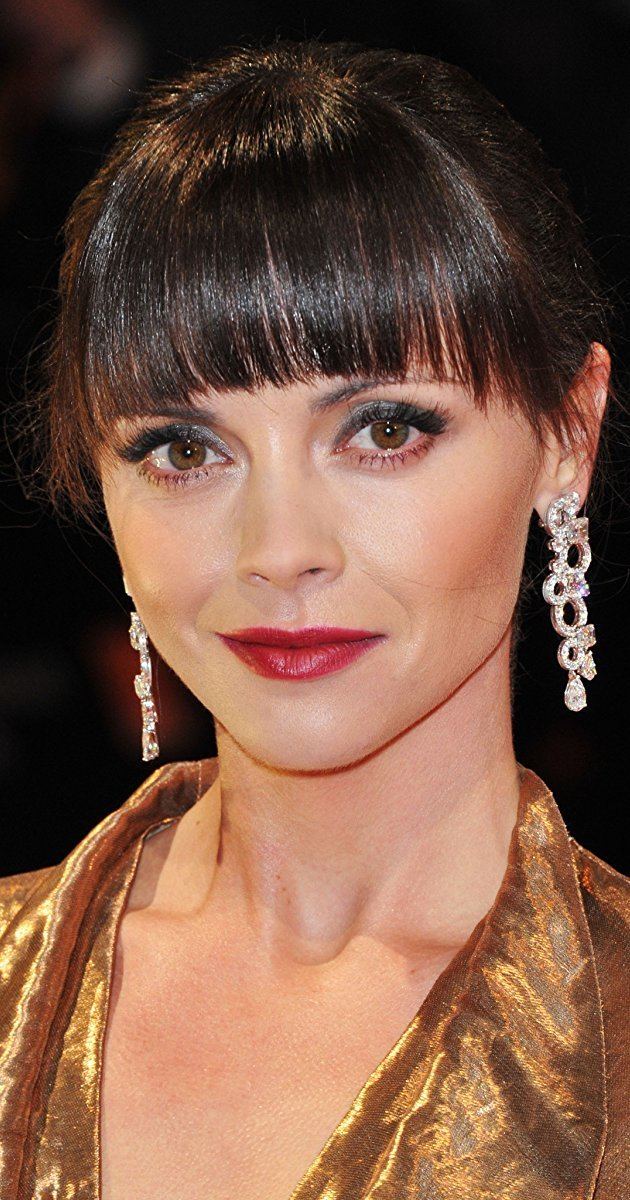 Christina Ricci httpsimagesnasslimagesamazoncomimagesMM