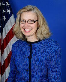 Christine Fox httpsuploadwikimediaorgwikipediacommonsthu