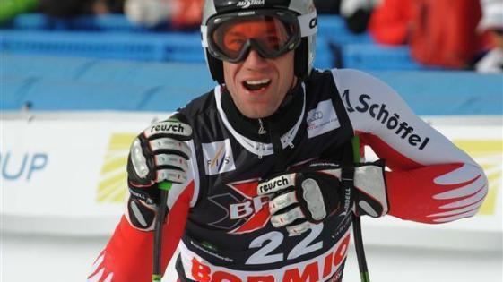Christoph Gruber Christoph Gruber beendet SkiKarriere und wird Berufspilot
