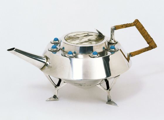 Christopher Dresser Teapots designed by Christopher Dresser 18789