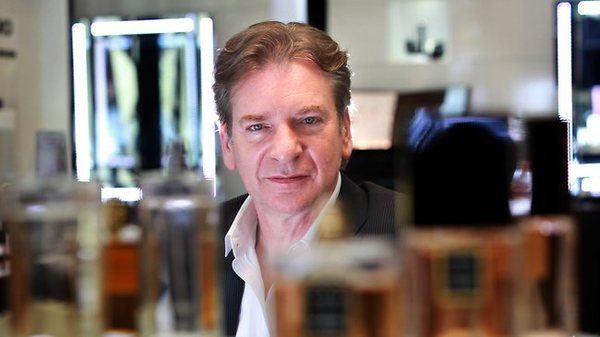 Christopher Sheldrake Christopher Sheldrake Talks about Chanel No19 Poudr The