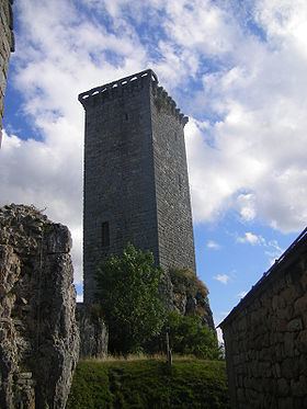 Château d'Apcher httpsuploadwikimediaorgwikipediacommonsthu