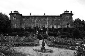 Château de Chavaniac httpsuploadwikimediaorgwikipediacommonsthu