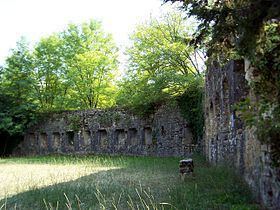 Château de la Trave httpsuploadwikimediaorgwikipediacommonsthu