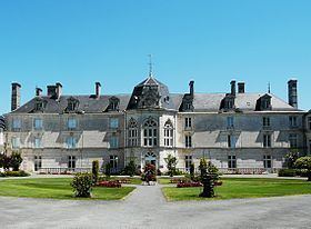 Château de Lanmary httpsuploadwikimediaorgwikipediacommonsthu